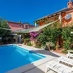 Fontana-1 By Interhome * Murine