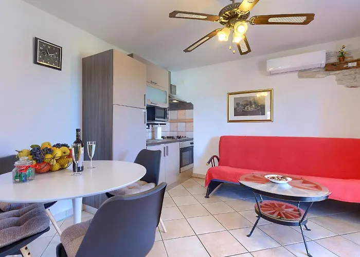 Fontana-1 By Interhome * Murine