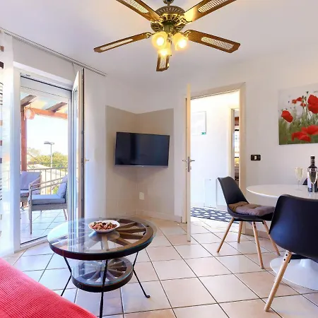 Fontana-1 By Interhome * Murine